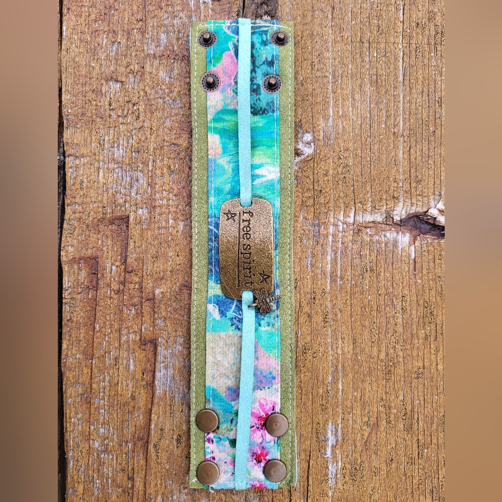 "Free Spirit" Snap On Bracelet